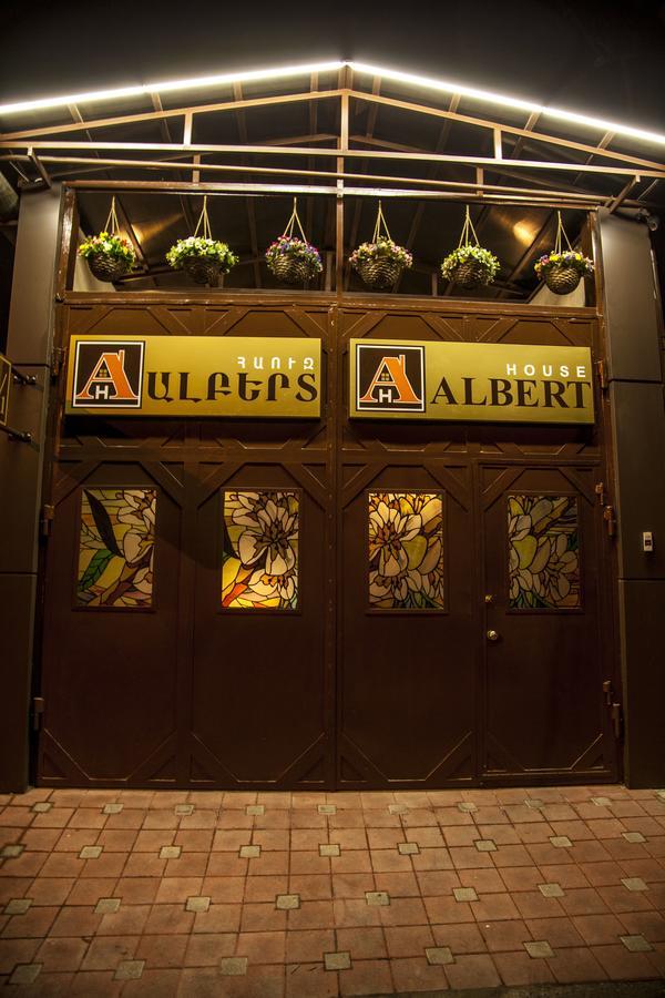 Albert House Hotel And Tours Erivan Dış mekan fotoğraf